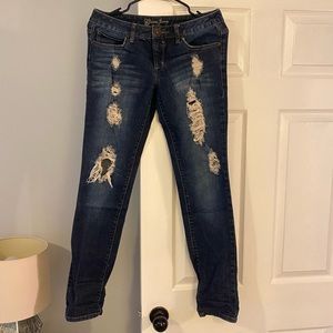 Guess jeans. Distressed detail. Size 28.